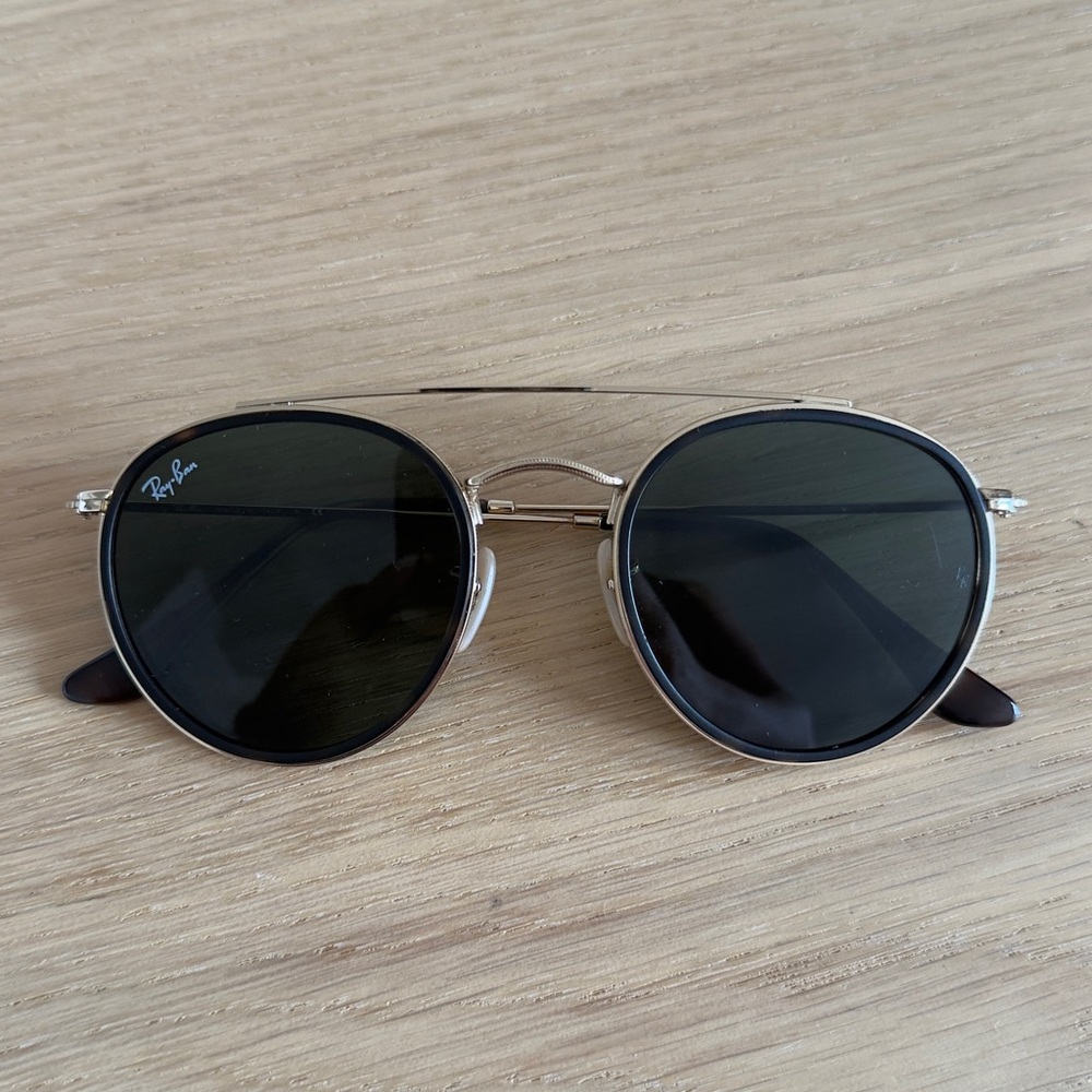 Ray-Ban Black and Gold Sunglasses - no scratches